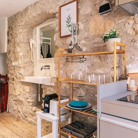 3 Cipres Apartament Girona